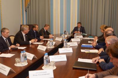 Депутаты облдумы на встрече с губернатором внесли предложения в проект бюджета региона